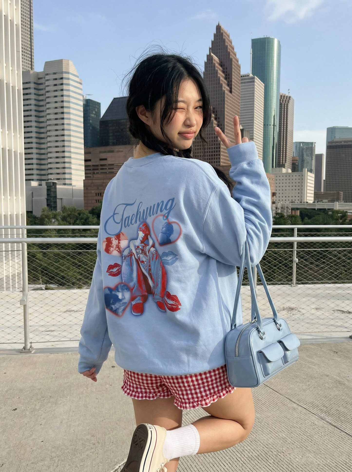 Locket Series ✧ V Sweatshirt ✧ 3 Colors