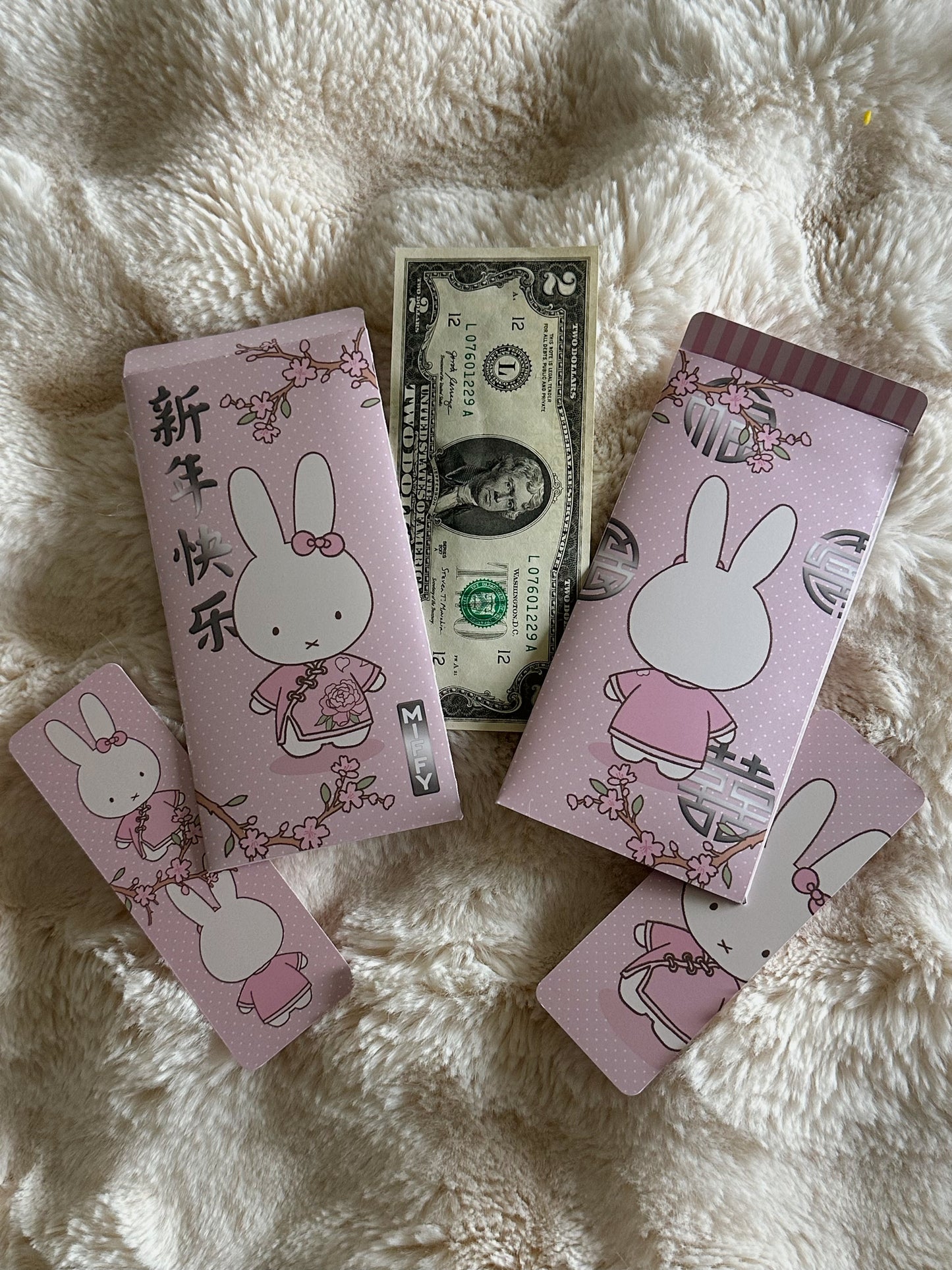 IN STOCK ✧ Bunny Lucky Envelope & 2 Bookmarks