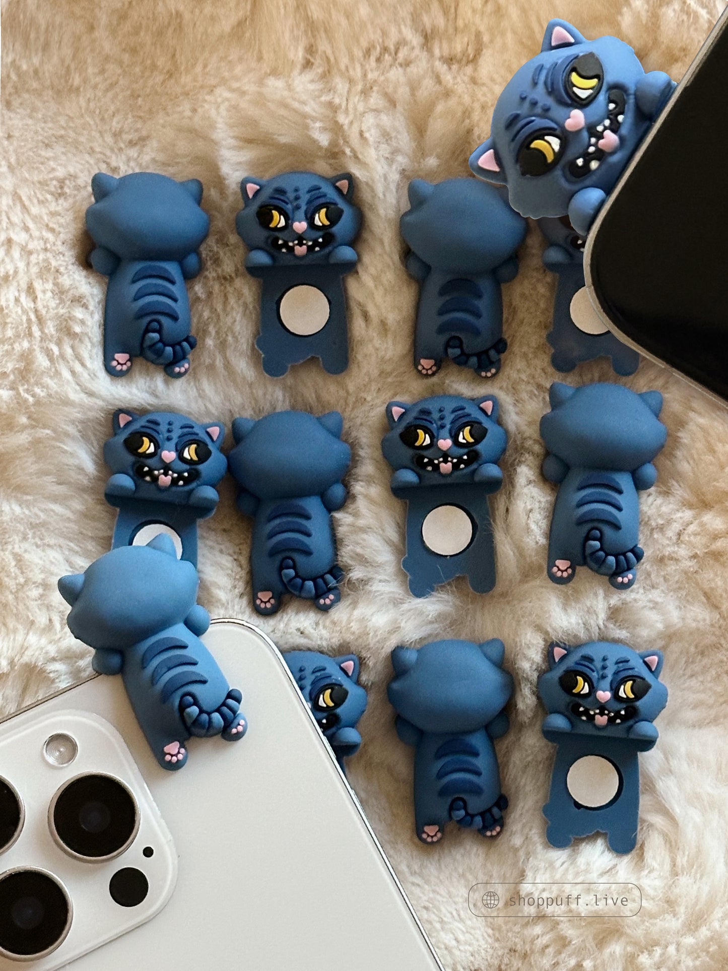 Blue Tiger Peeker